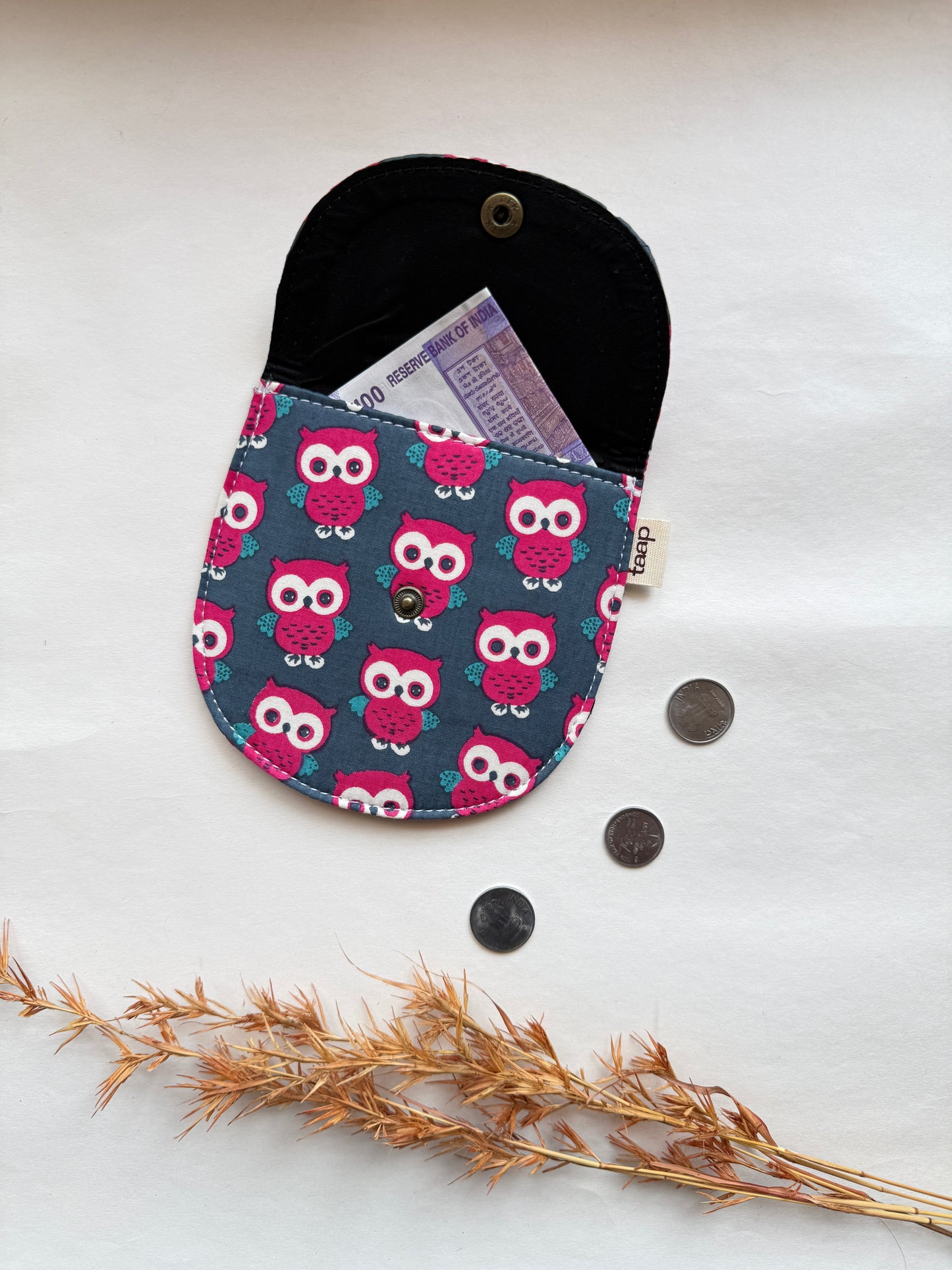 Whimsy Owl Money Pouch – Pocket-Sized Organizer for Everyday Essentials