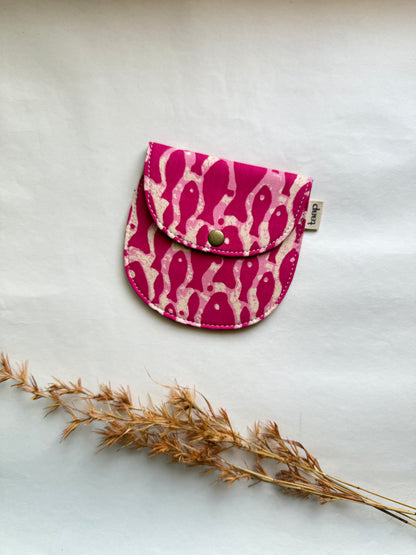 Pink Shoal Money Pouch – Pocket-Sized Organizer for Everyday Essentials