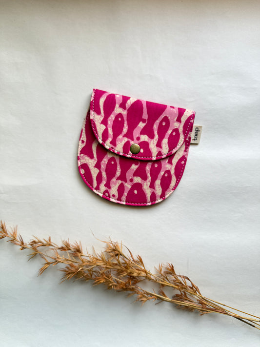 Pink Shoal Money Pouch – Pocket-Sized Organizer for Everyday Essentials