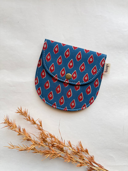 Blue Peacock Money Pouch – Pocket-Sized Organizer for Everyday Essentials
