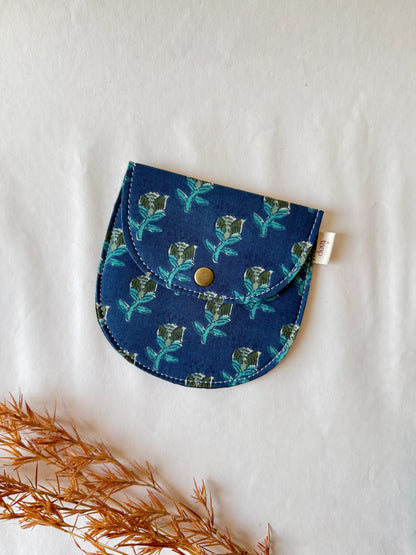 Bluebell Serenity Money Pouch – Pocket-Sized Organizer for Everyday Essentials