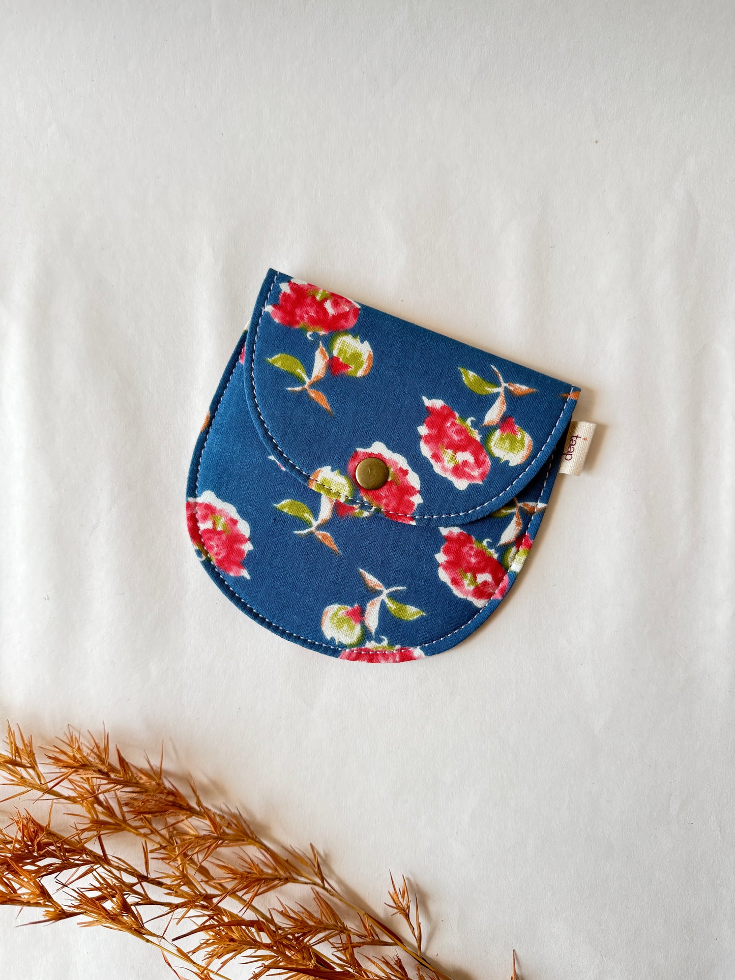 Indigo Rose Money Pouch – Pocket-Sized Organizer for Everyday Essentials