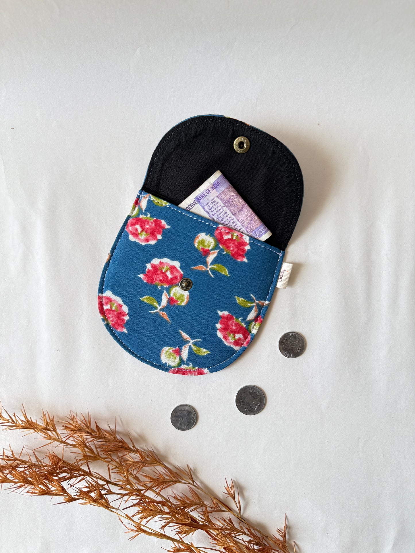 Indigo Rose Money Pouch – Pocket-Sized Organizer for Everyday Essentials