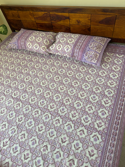 Lilac Lattice Pure Cotton King Size Bedsheet Set with 2 Pillow Covers (108”*108”)