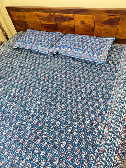 Indigo Floral Cotton Queen Size Bedsheet with 2 Pillow Covers (90”*108”)