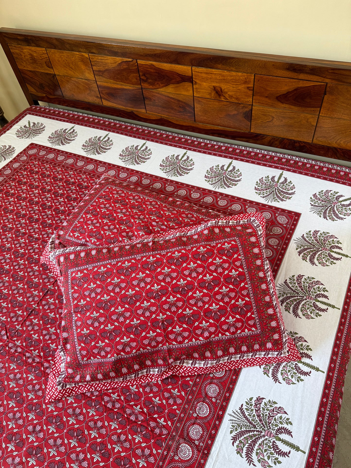 Ruby Canopy Cotton Queen Size Bedsheet with 2 Pillow Covers (100”*108”)