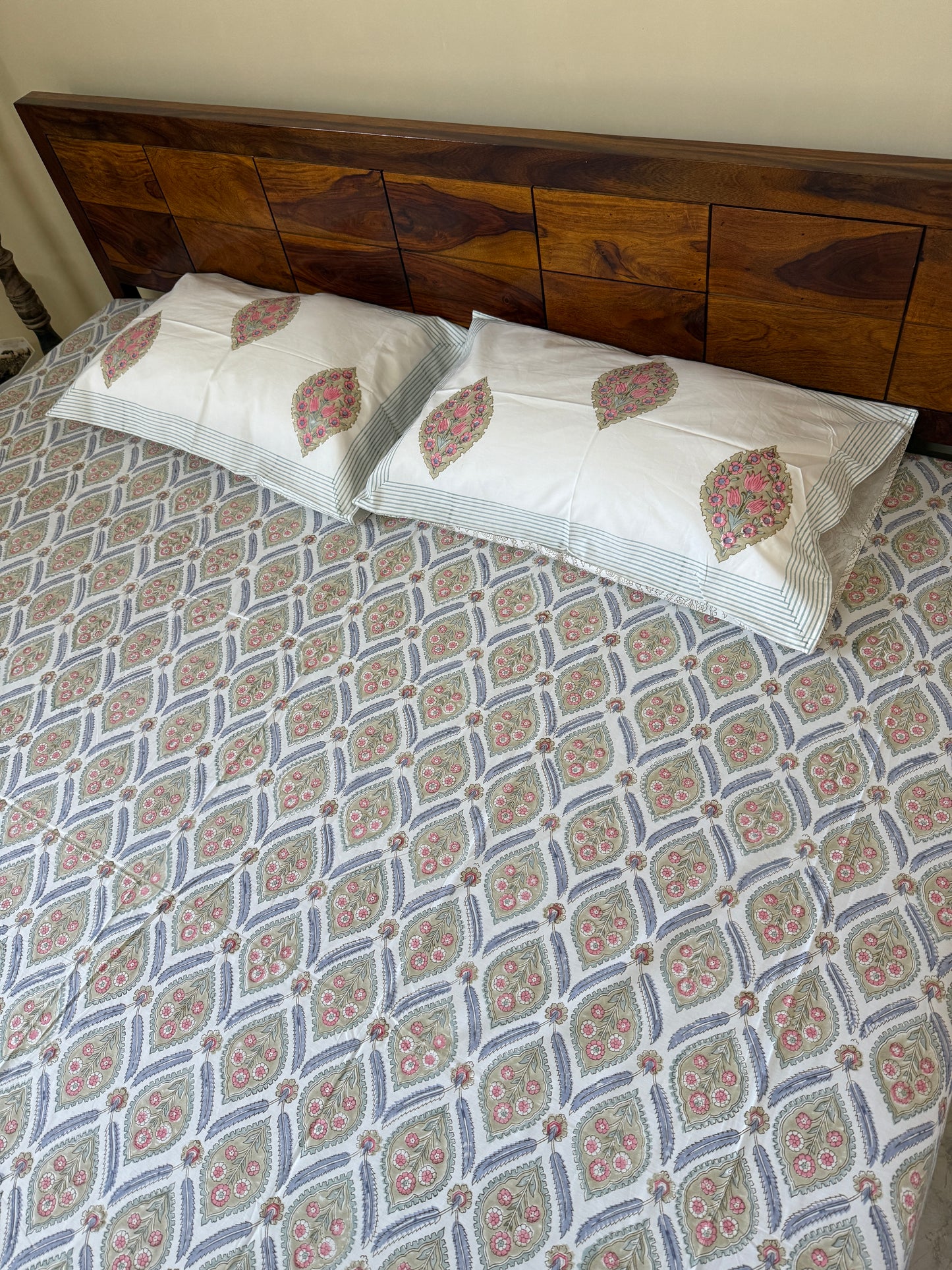 Heritage Medley HandBlock King Size Bedsheet with 2 Pillow Covers (108”*108”)