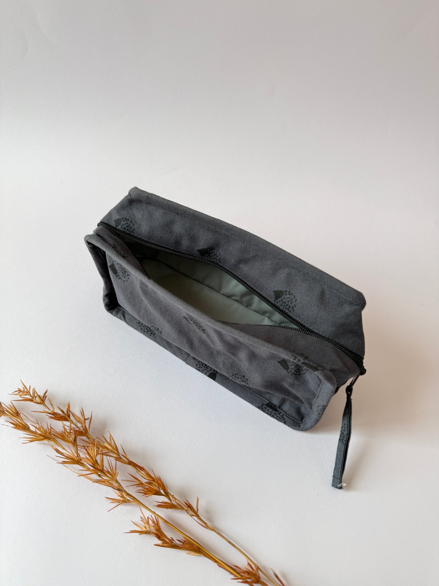 Dark Blue Cotton Canvas Box Pouch – Compact Storage with a Sharp Edge
