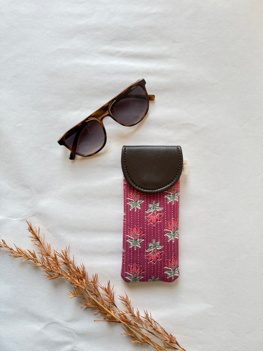 Magenta Meadows Sunglass Cover – Gentle Guard for Your Shades