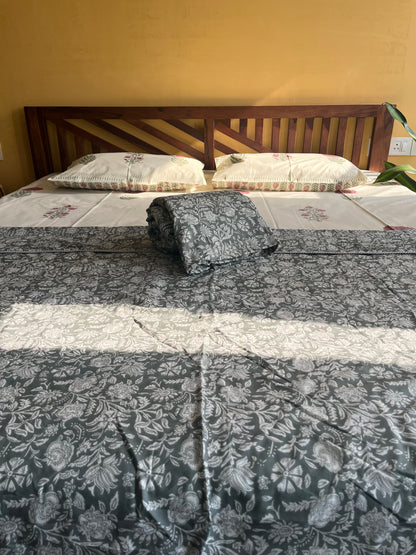 Grey Floral Screen Print Single Bed Dohar (60”*90”)