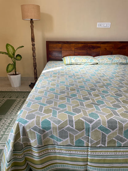 Geometric Multicolour Pure Cotton King Size Bedsheet Set with 2 Pillow Covers  (108”*108”)