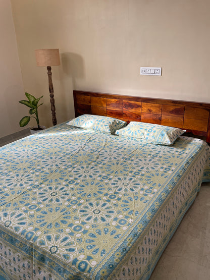 Turquoise Bloom Pure Cotton King Size Bedsheet Set with 2 Pillow Covers (108”*108”)