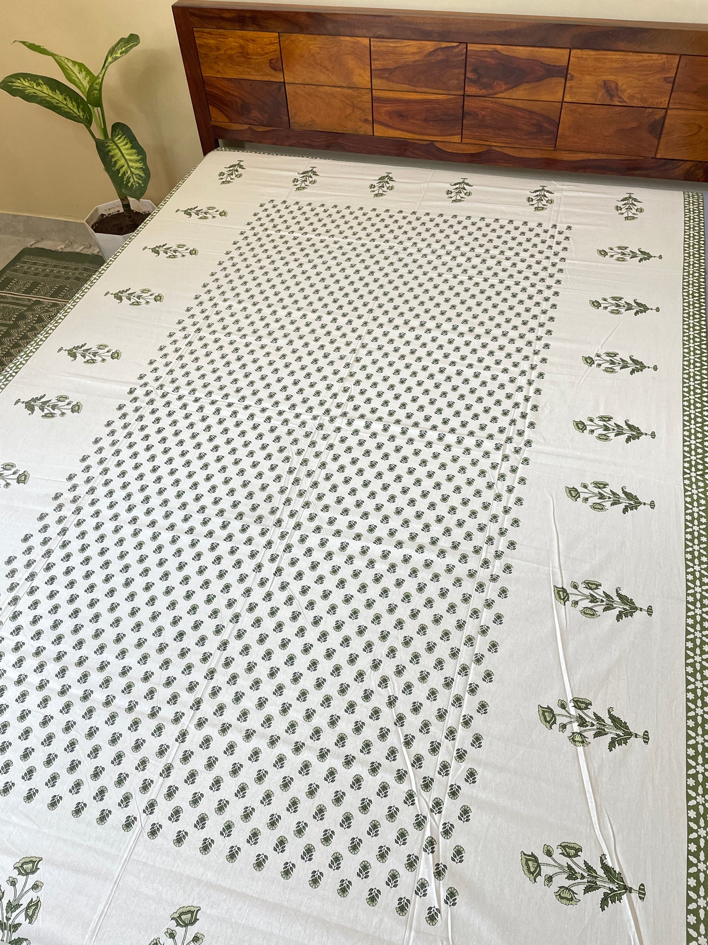 Green Floral Single Bedsheet Without Pillow Cover (60”*90”)