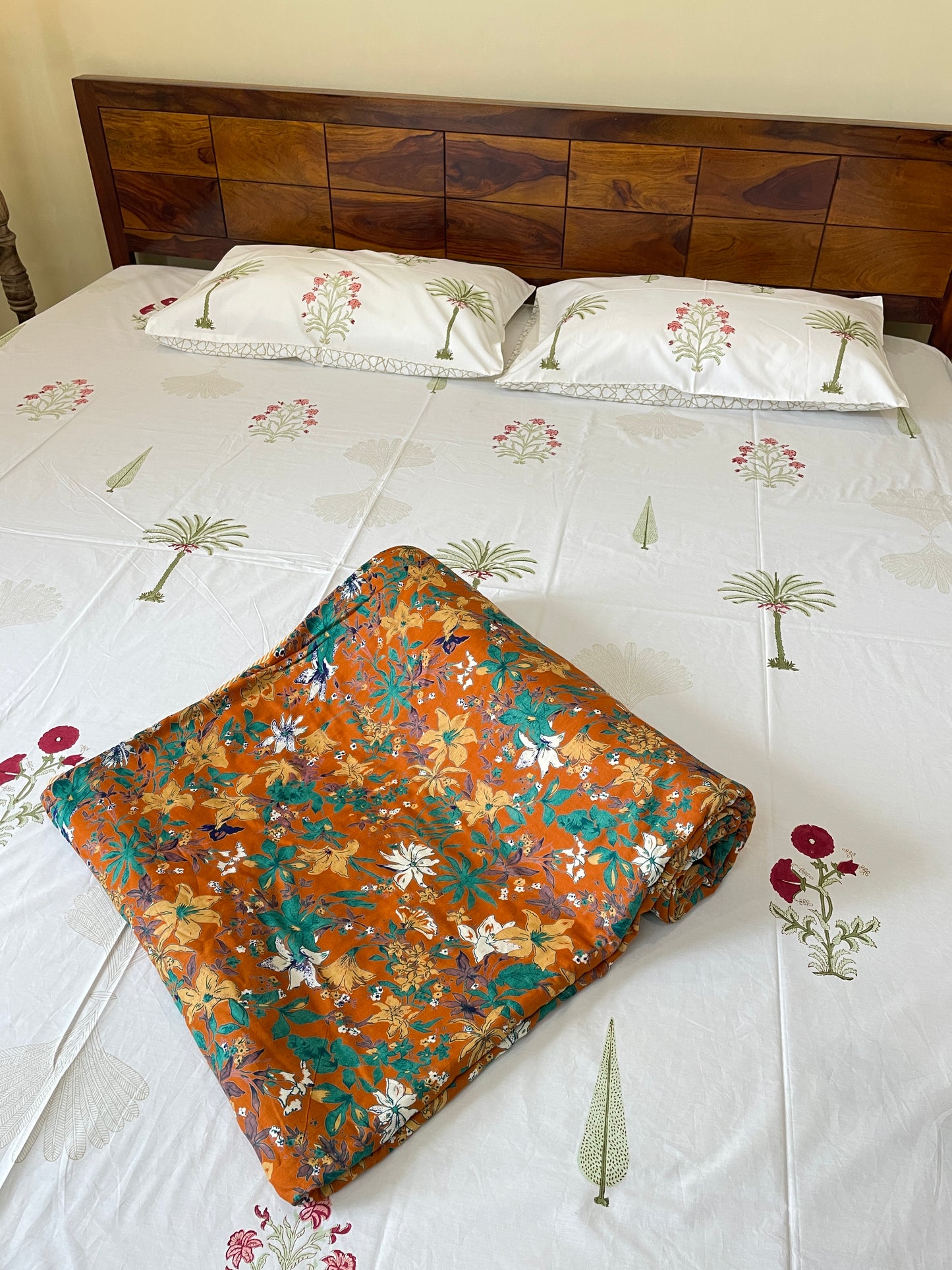 Vibrant Tropical Soft Mulmul Cotton Screen Printed Double Bed Dohars