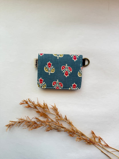 Teal Floral Card Wallet – Compact Security with a Touch of Tradition