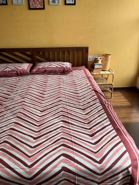 Chevron Cotton Queen Size Bedsheet with 2 Pillow Covers (90”*108”)