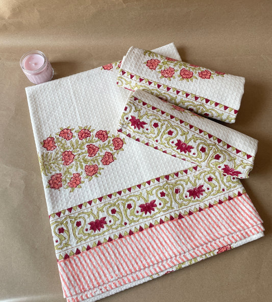 Verde Handblock Cotton Waffle Bath Towe Set ( 1 Bath Towel + 2 Hand Towel)