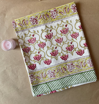 Sandalwood Mist Handblock Cotton Waffle Bath Towe Set ( 1 Bath Towel + 2 Hand Towel)