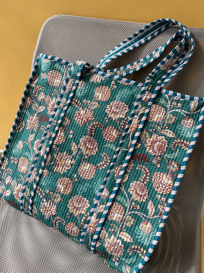 Verdé Horizontal Cotton Quilted Tote Bag