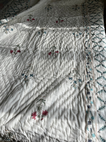 Mughal Print Handblock Single Bed Quilt (60”*90”)