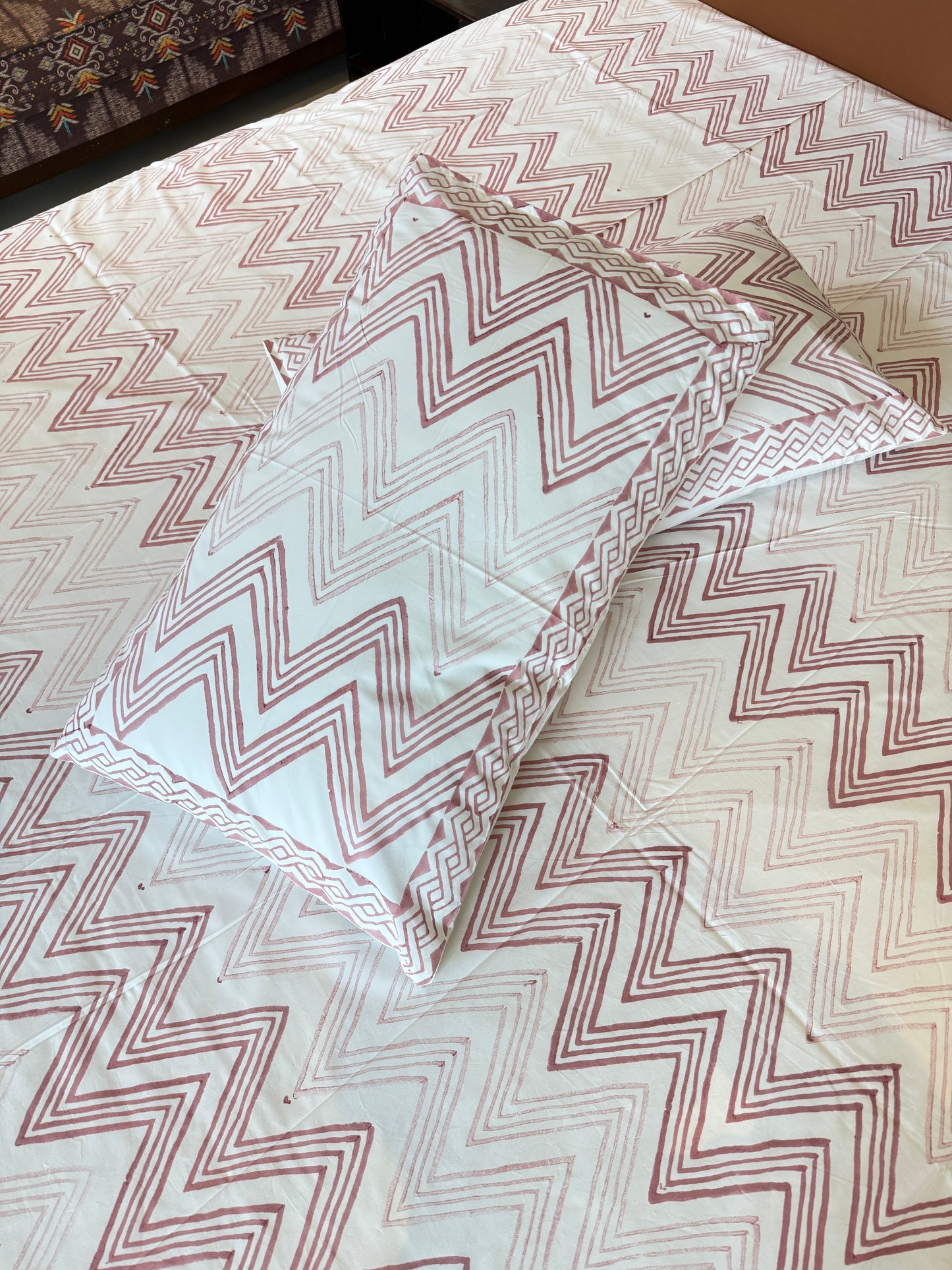 Chevron Bloom HandBlock King Size Bedsheet with 2 Pillow Covers (108”*108”)