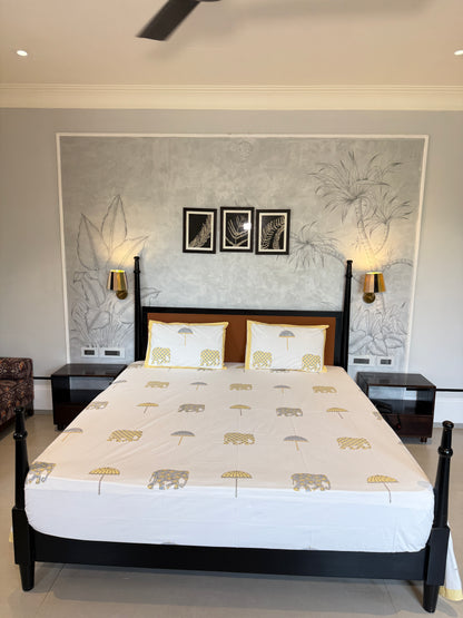 Elephant Royale HandBlock King Size Bedsheet Set with 2 Pillow Covers (108”*108”)