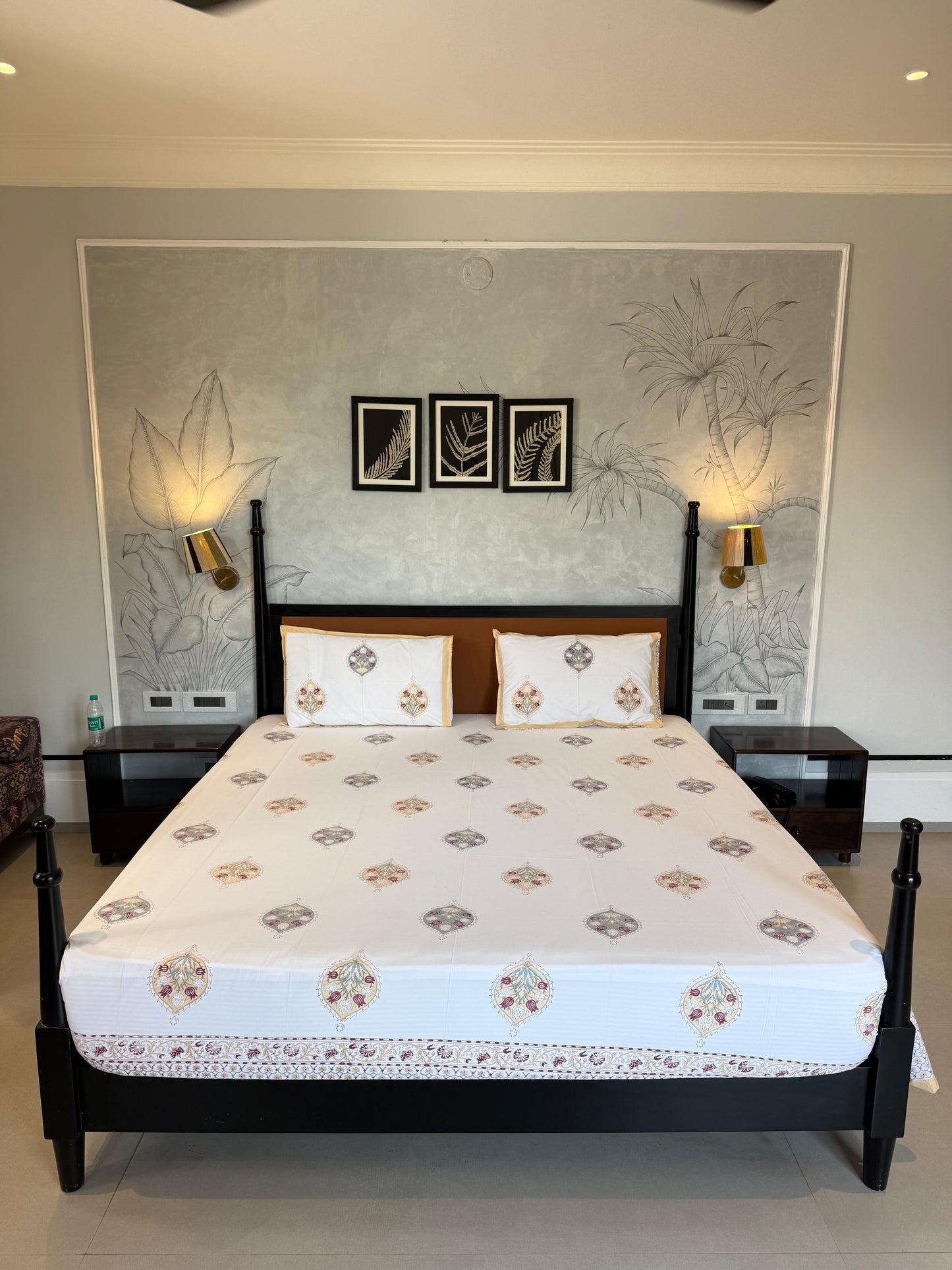 Mughal Bloom HandBlock King Size Bedsheet Set with 2 Pillow Covers (108”108”)