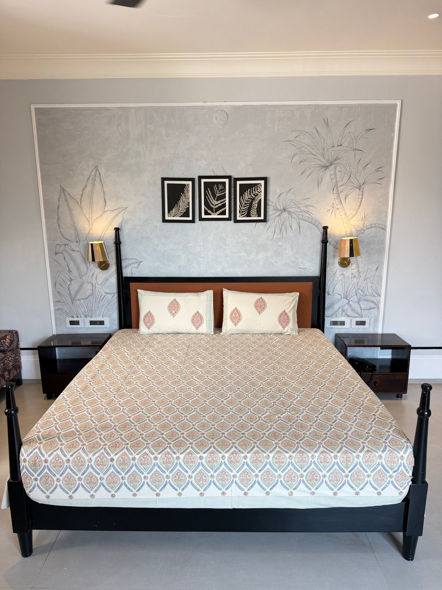 Heritage Medley HandBlock King Size Bedsheet with 2 Pillow Covers (108”*108”)