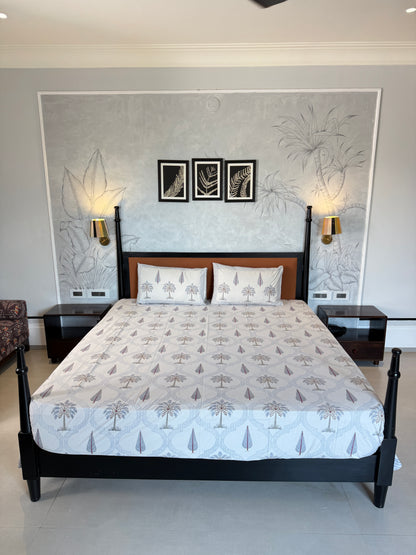 Blue Fleur HandBlock King Size Bedsheet with 2 Pillow Covers (108”*108”)