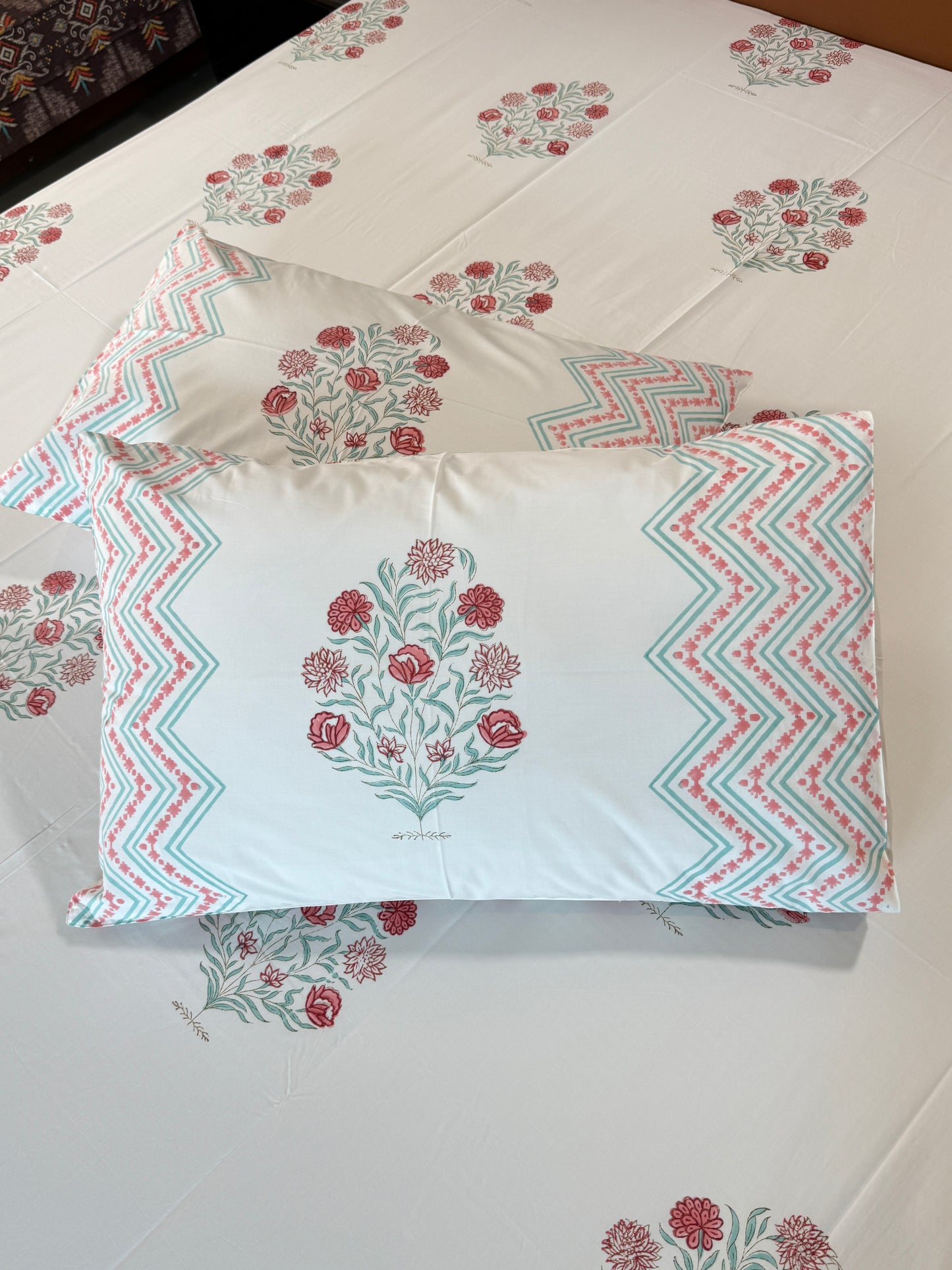 Rose Rhythm HandBlock King Size Bedsheet with 2 Pillow Covers (108”*108”)