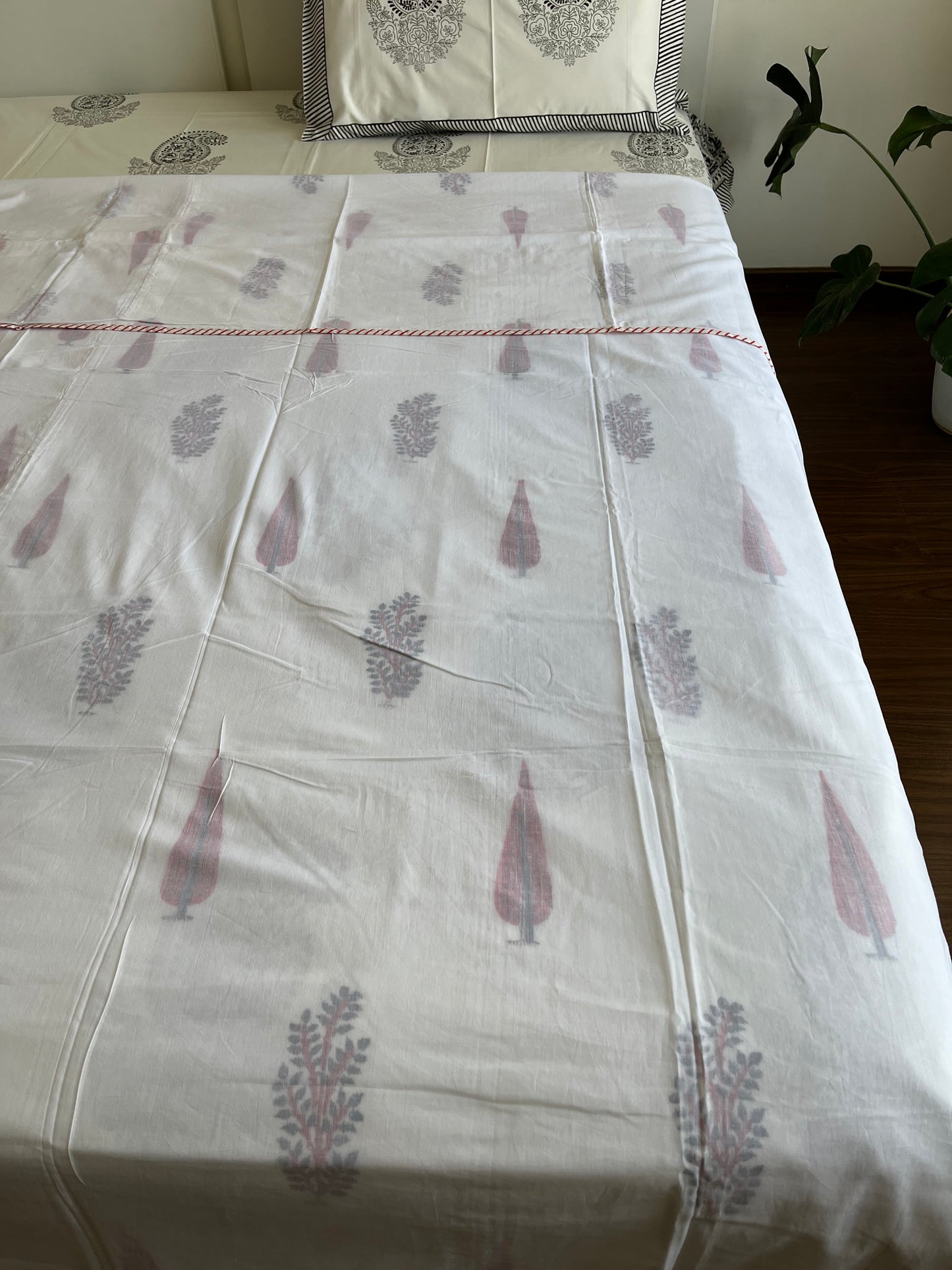 Rustic Pines HandBlock Cotton Single Bed Dohar (60”*90”)