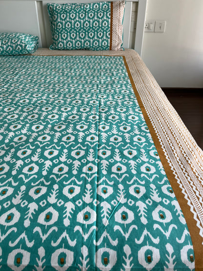 Geometric Sea Green Cotton Queen Size Bedsheet with 2 Pillow Covers (90”*108”)