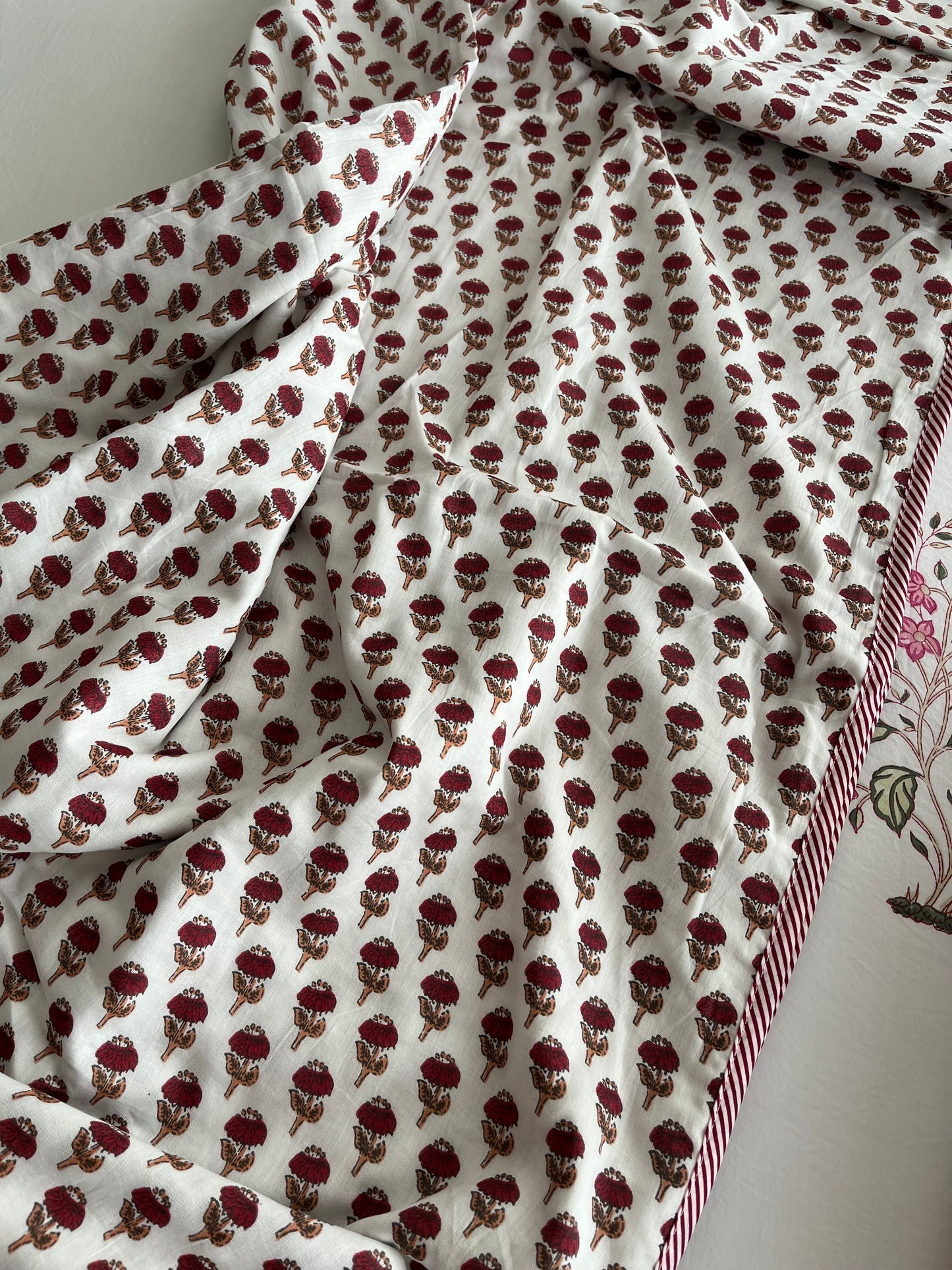 Tiny Flowers Screen Print Single Bed Dohar (60”*90”)