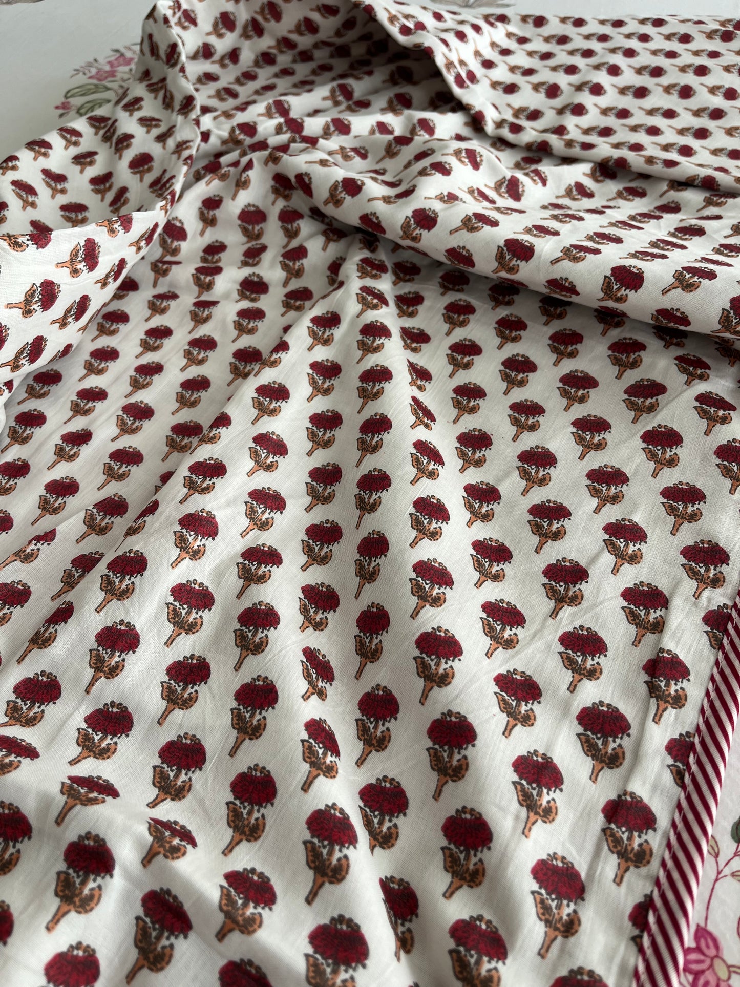 Tiny Flowers Screen Print Single Bed Dohar (60”*90”)