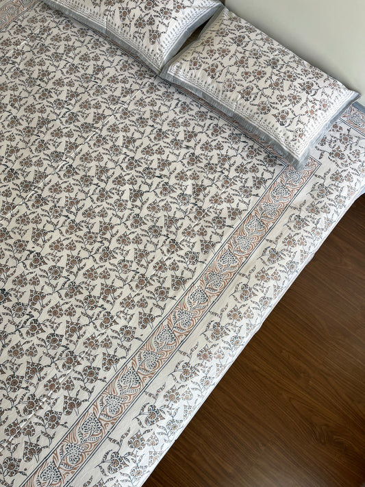 Grey Leaf Print Jaipur Queen Size Bedsheet with 2 Pillow Covers (90”*108”)