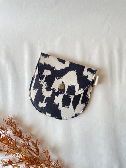 Midnight Ikat Money Pouch – Pocket-Sized Organizer for Everyday Essentials