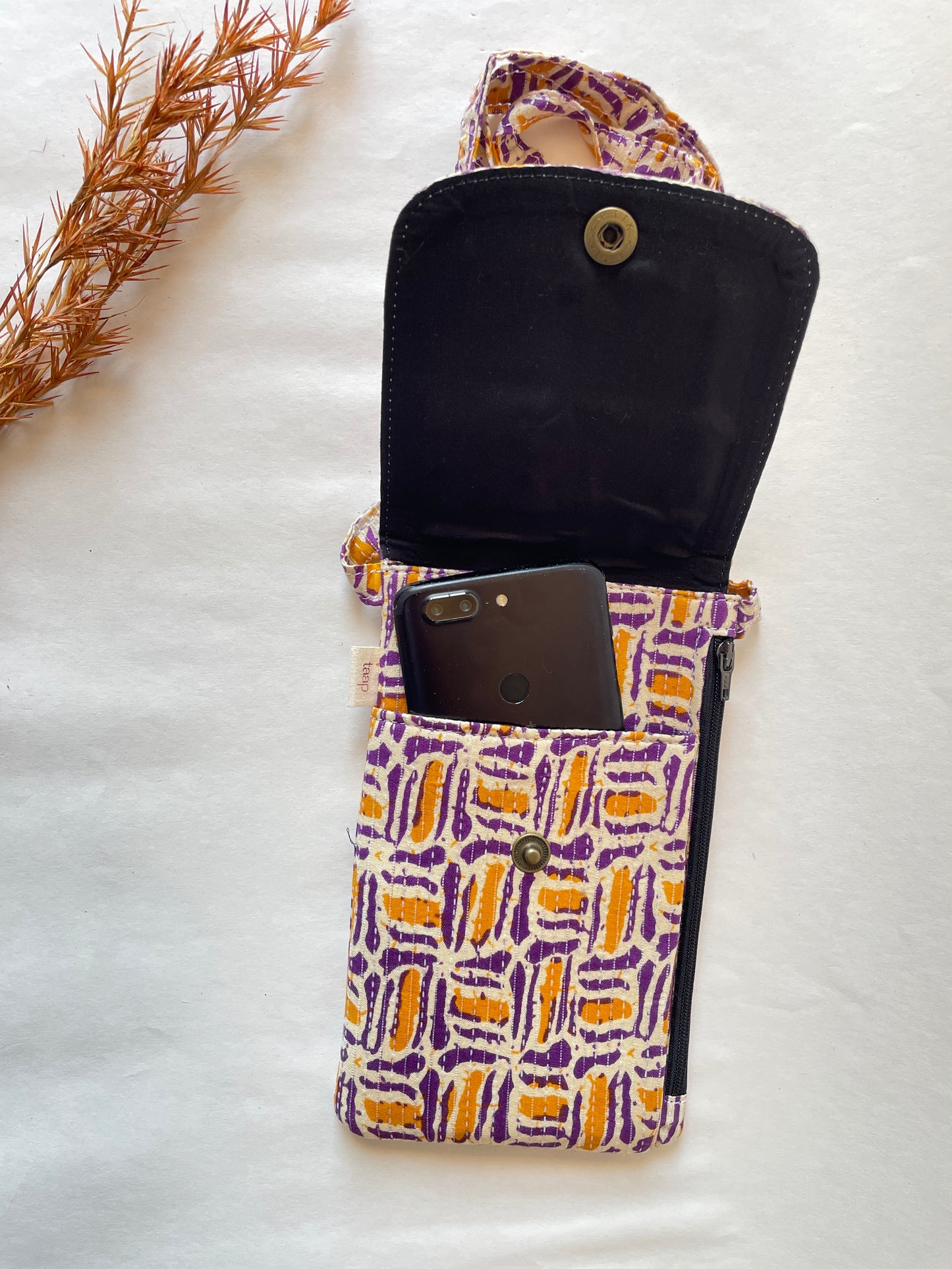 Mustard Maze Mobile Sling – The Everyday Essential