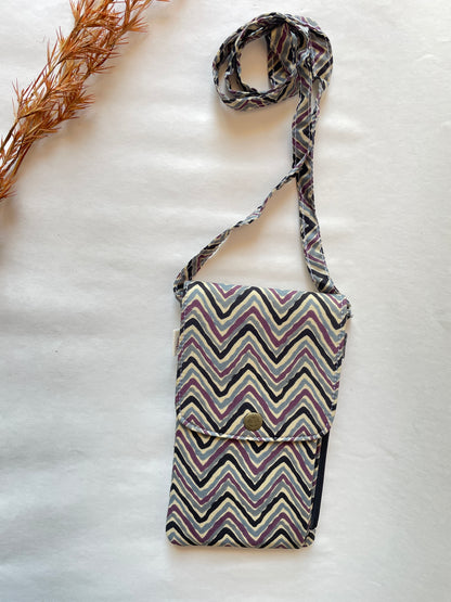 Echo Chevron Mobile Sling – The Everyday Essential