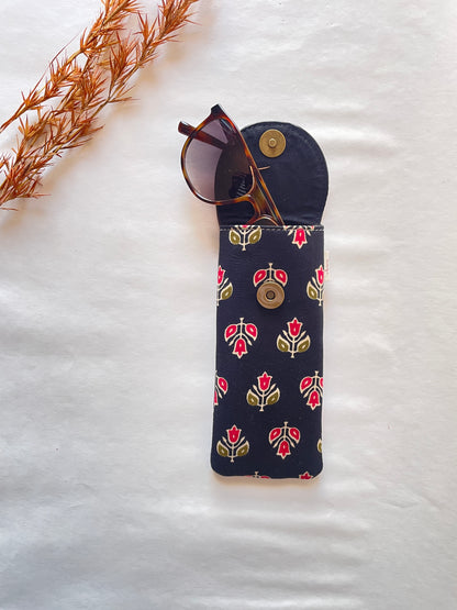 Midnight Bloom Sunglass Cover – Gentle Guard for Your Shades