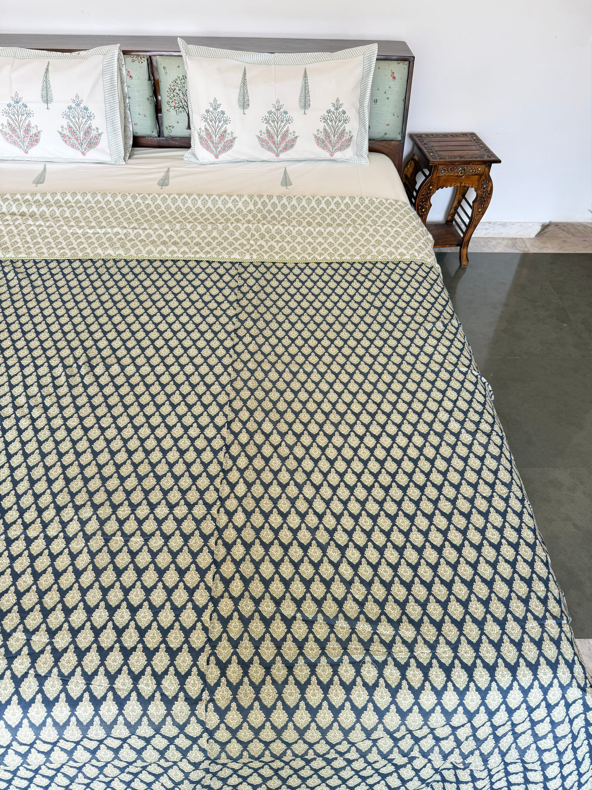 Soft Mulmul Cotton Screen Printed Double Bed Dohars