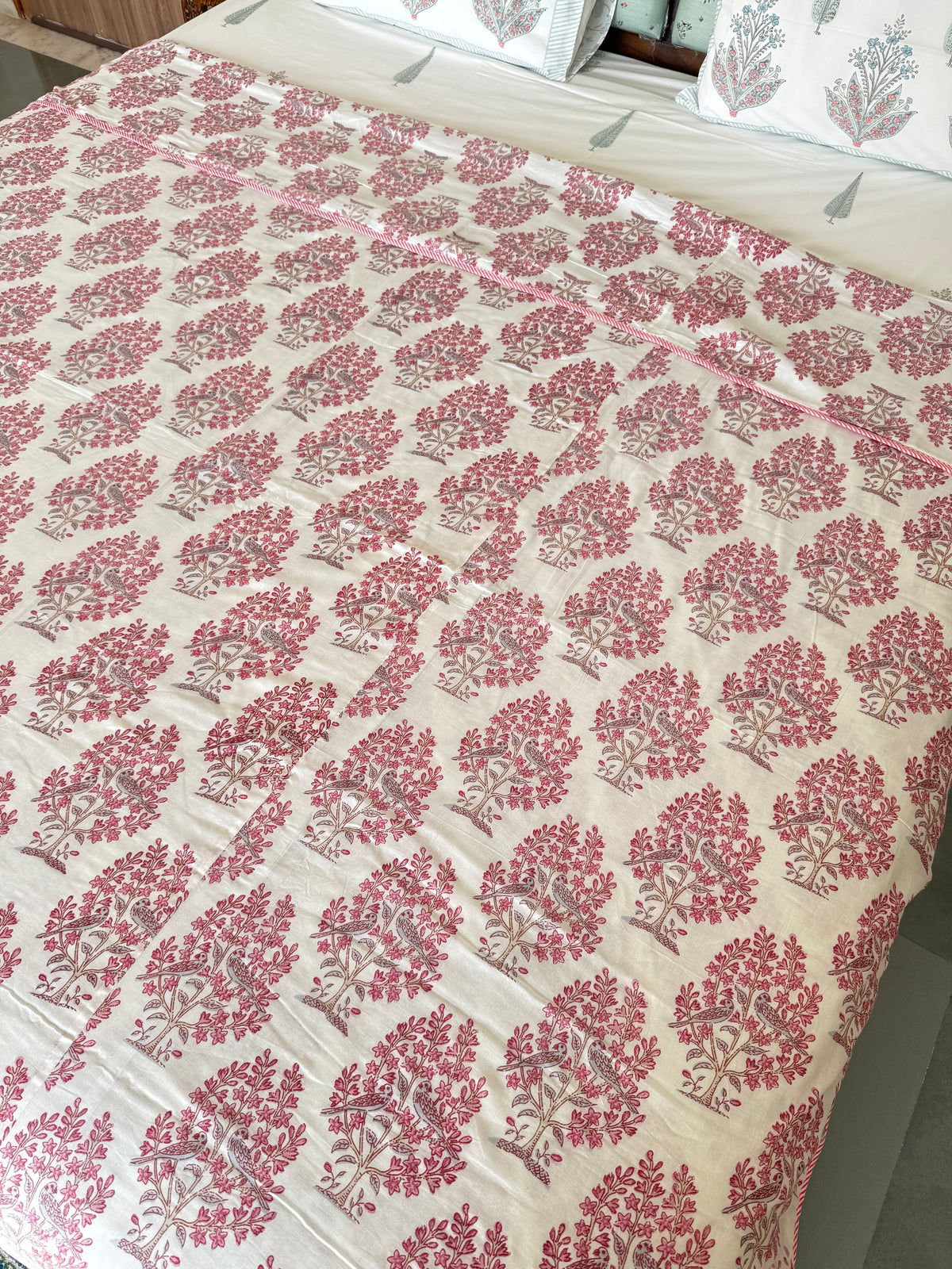 Soft Mulmul Cotton Screen Printed Double Bed Dohar