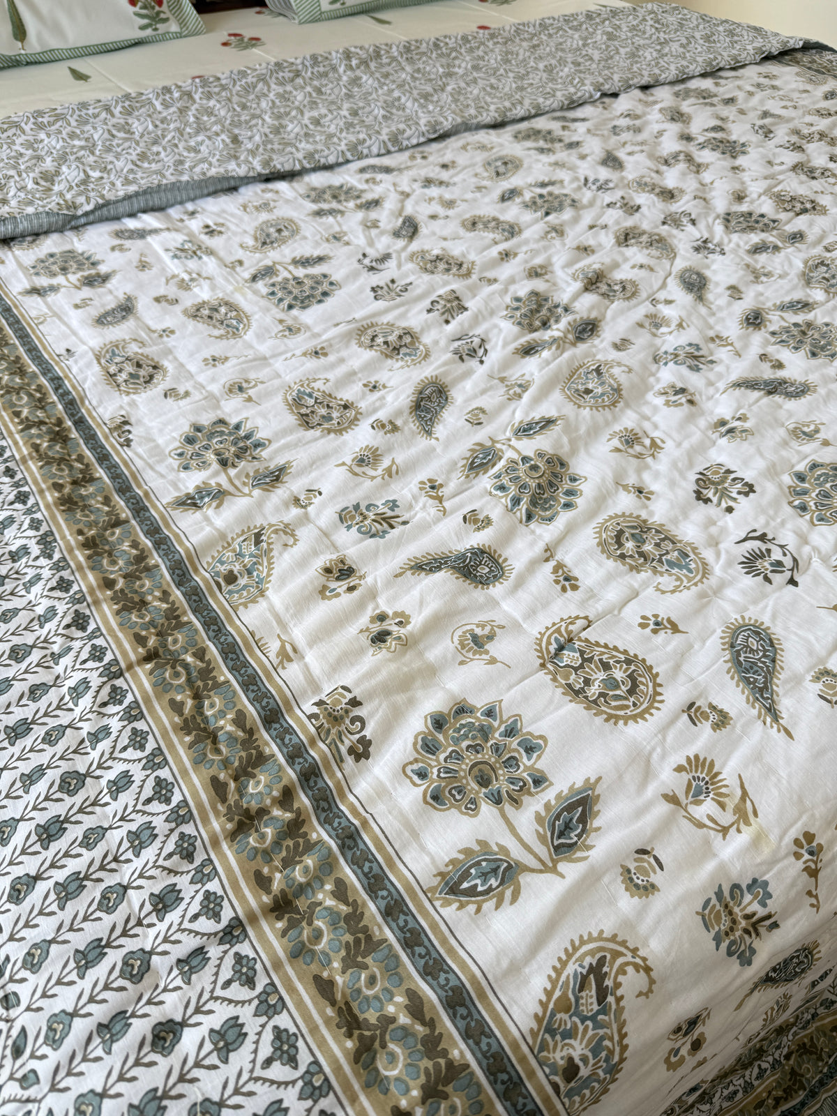 Jaipuri Double Bed Quilt (90”*108”)