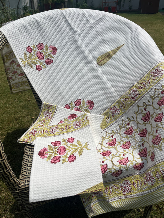 Sandalwood Mist Handblock Cotton Waffle Bath Towe Set ( 1 Bath Towel + 2 Hand Towel)