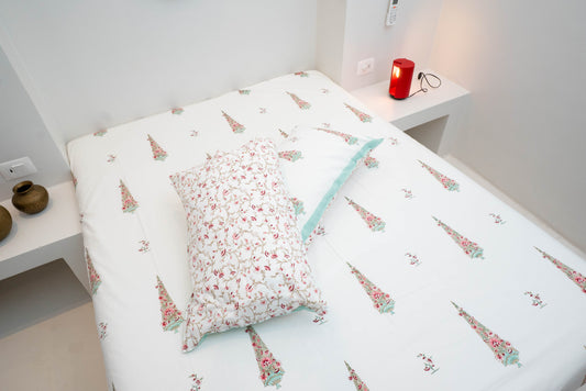 Floral Minaret HandBlock Queen Size Bedsheet Set with 2 Pillow Covers (90”*108”)