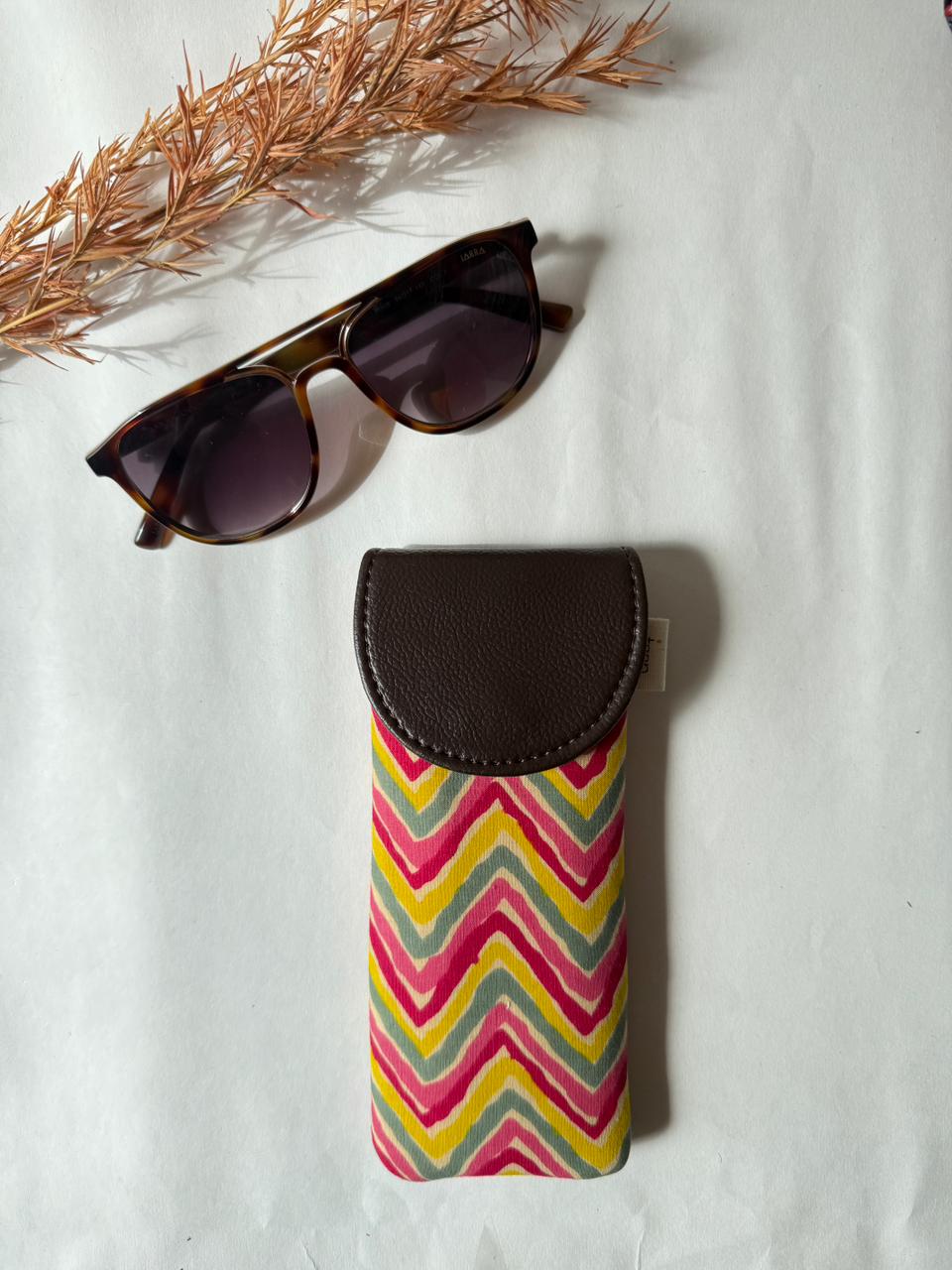 Sunset Chevron Sunglass Cover – Gentle Guard for Your Shades