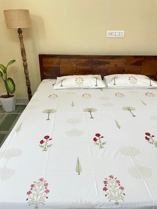 Soft Heritage HandBlock Queen Size Bedsheet Set with 2 Pillow Covers (90”*108”)