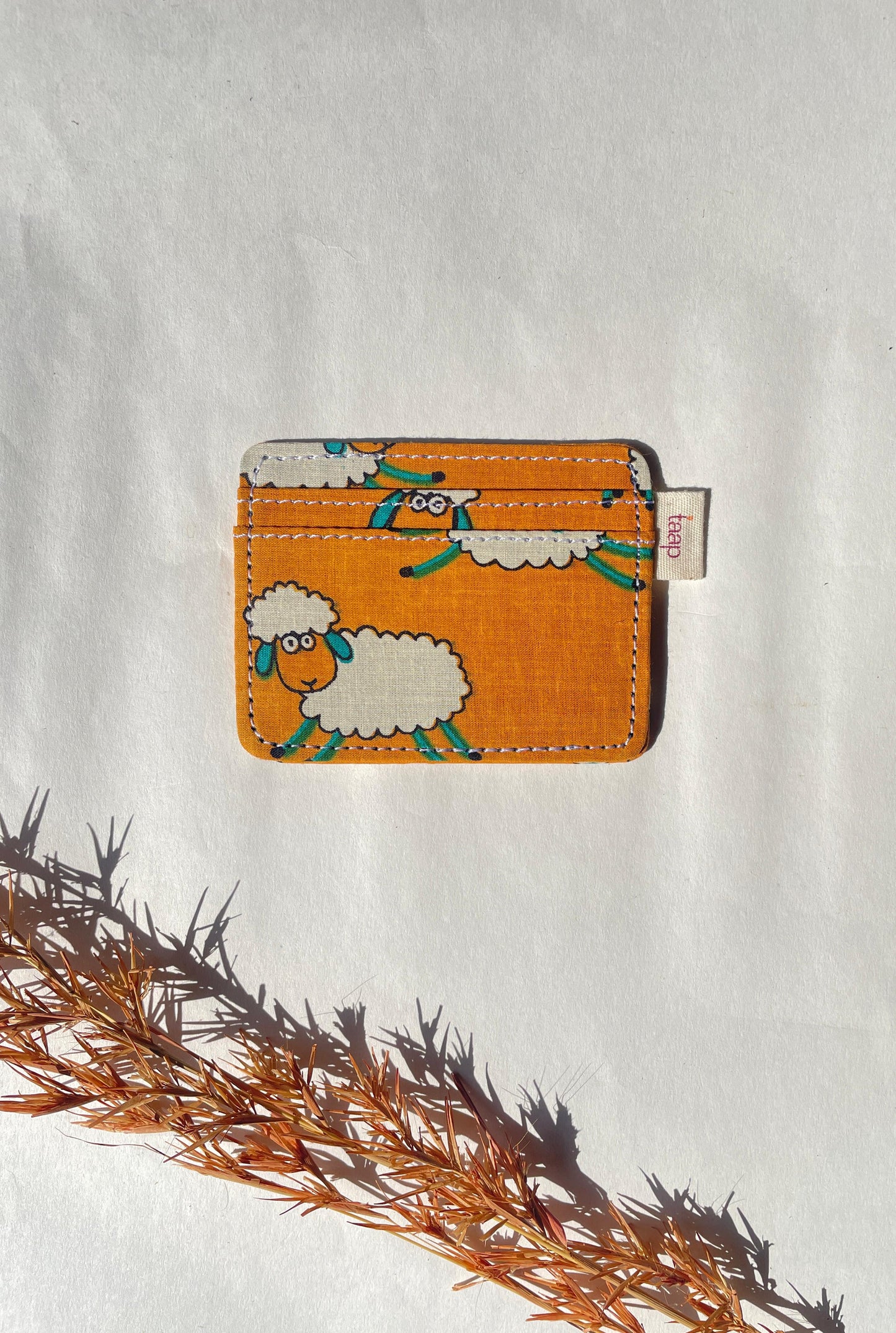 Zesty Pastures Card Holder – Slim, Stylish & Smartly Functional